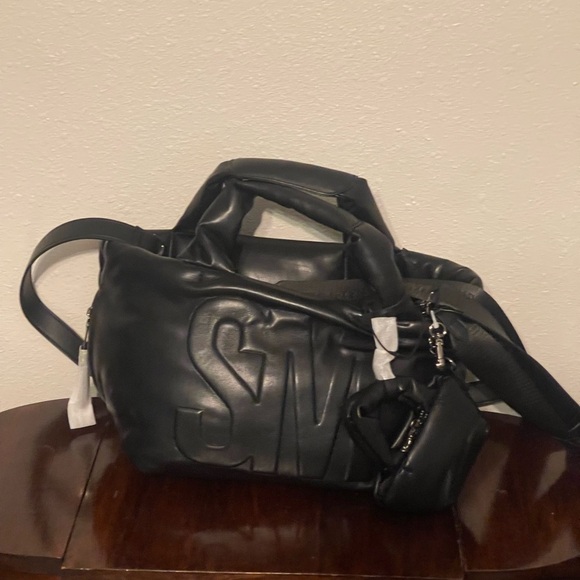 Steve Madden Black Tote Bag - Picture 1 of 3